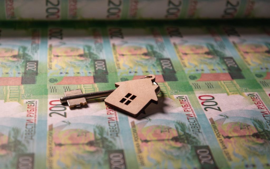 «Сбер» в июне выдал максимум ипотеки с начала года :: Деньги :: РБК Недвижимость