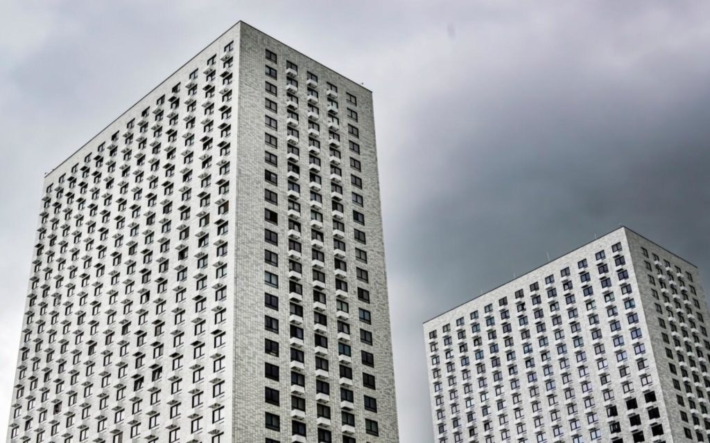 Риелторы назвали небоскребы — новостройки Москвы с самым дешевым жильем :: Жилье :: РБК Недвижимость